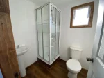 Cabaña Prefabricada Vintage de 18m² con Dormitorio y Baño – Lista para Habitar - Imagen 3